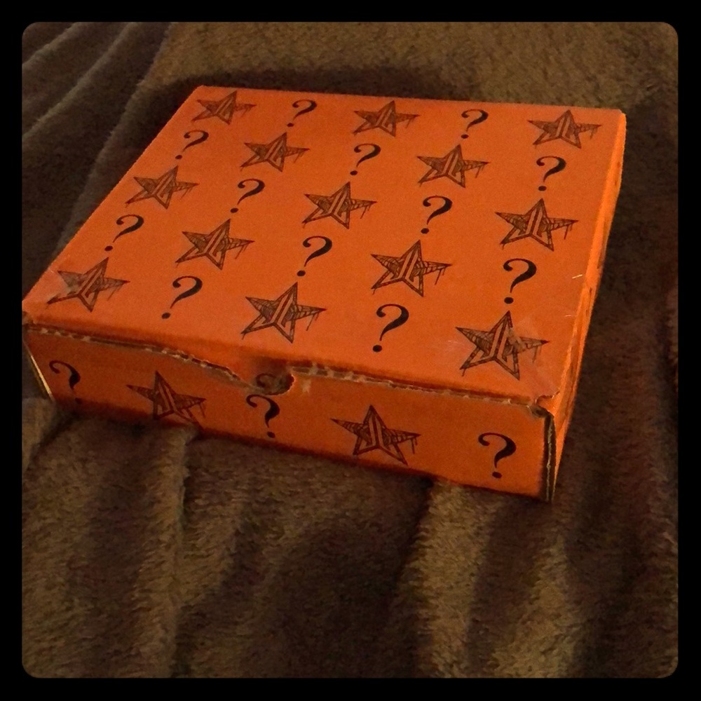 JSC Mini Mystery Box 🎃